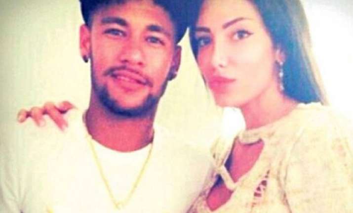 neymar falls for stunning model soraja vucelic sends jet to