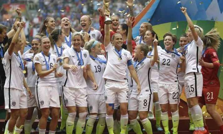 women s world cup us crushes japan 5 2 to win third title
