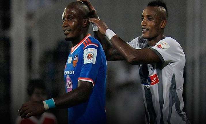 isl aiff suspends atletico de kolkata coach and two players