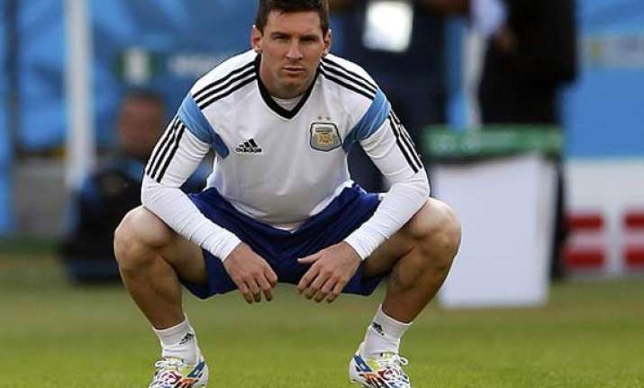 judge refuses to drop messi tax fraud charges