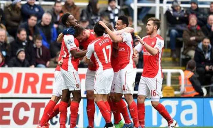 arsenal beats newcastle 2 1 in premier league