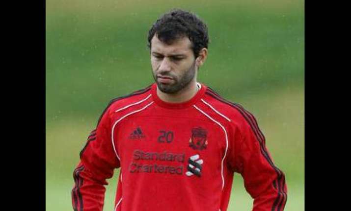 barcelona reaches deal to sign mascherano