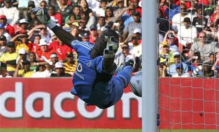 know how south africa soccer team captain was shot and