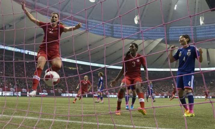 fifa men s world cup could be on artificial turf