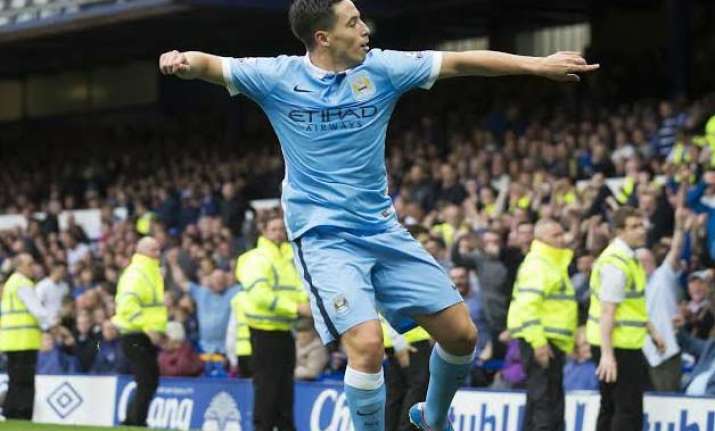 manchester city beats everton 2 0 for 3rd straight league
