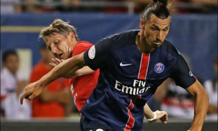 manchester united lose 0 2 to paris saint germain at