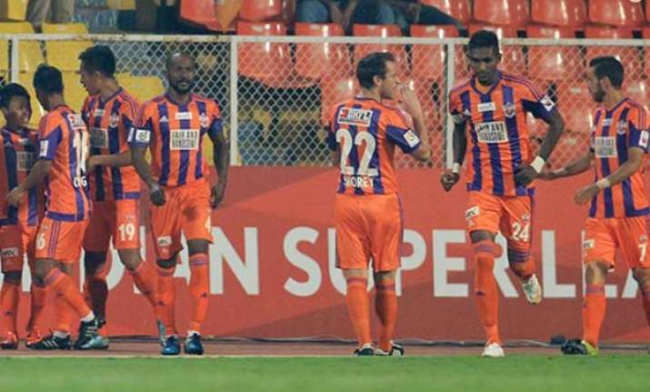 isl 2015 fc pune beat defending champion atletico de