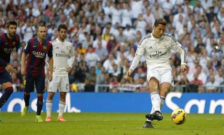 cristiano ronaldo wins 3 la liga awards