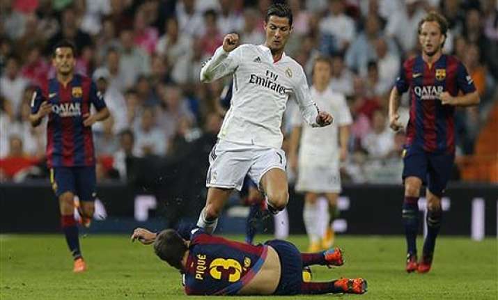 ronaldo leads real madrid s 3 1 comeback over barcelona