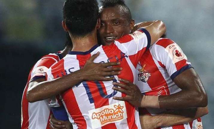isl kolkata drub mumbai 3 0 in a spectacular opening night