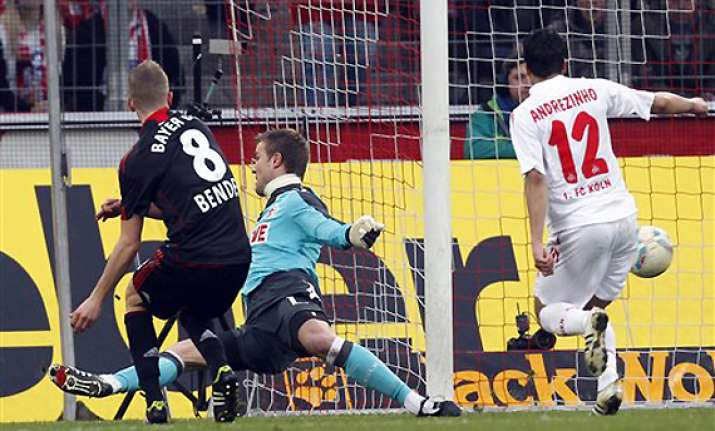 leverkusen beats cologne 2 0 in bundesliga