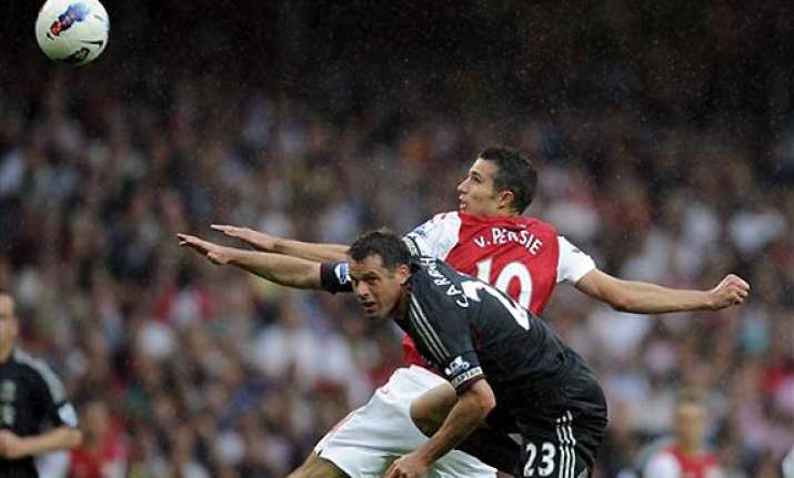 liverpool wins at arsenal for 1st time in 11 years
