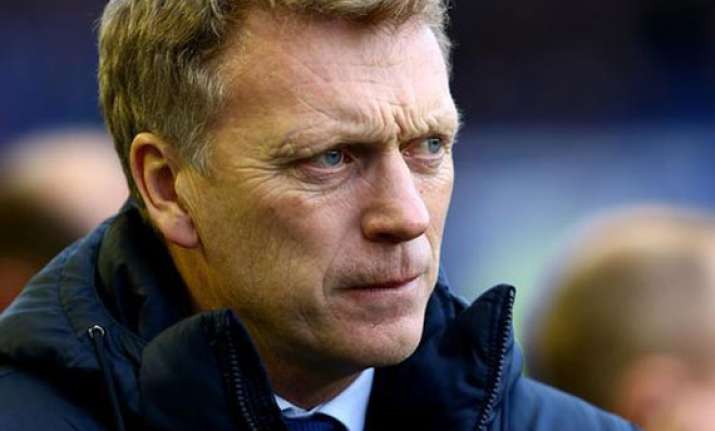 man united to begin title defense at swansea