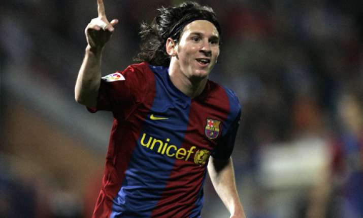 messi takes vacation after spectacular year
