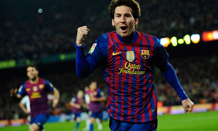 messi s 4 goals help barcelona beat valencia 5 1