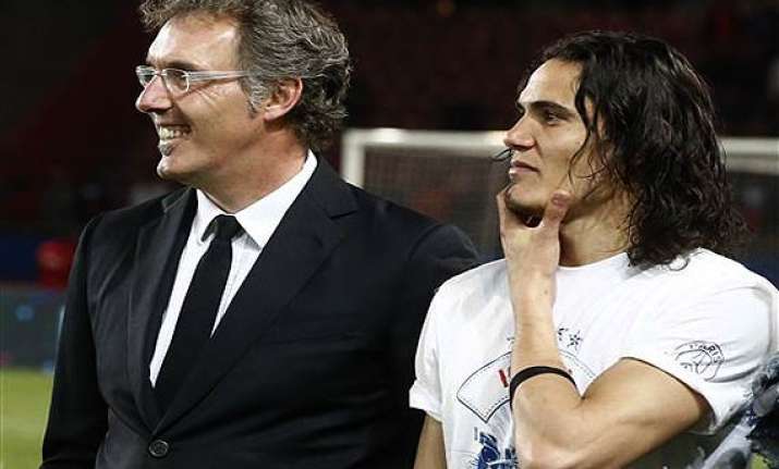 psg extends coach laurent blanc s contract to 2016