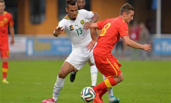 paraguay beats world cup team cameroon 2 1 in friendly