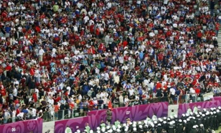 poland expels third russian football fan