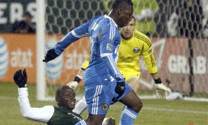 portland defeats philadelphia 3 1 in opener