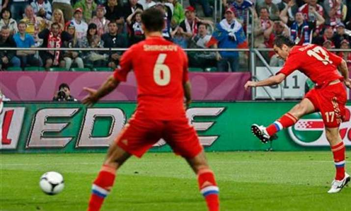 russia fans at euro 2012 attack stewards