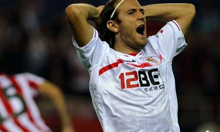 sevilla s diego capel to join sporting lisbon