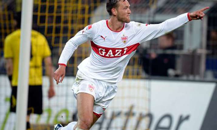 stuttgart holds dortmund 4 4 in bundesliga