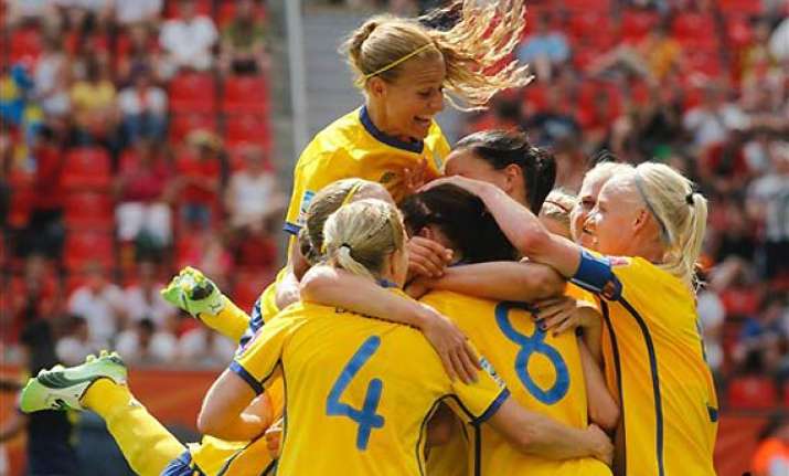 sweden beats colombia 1 0 in women s world cup