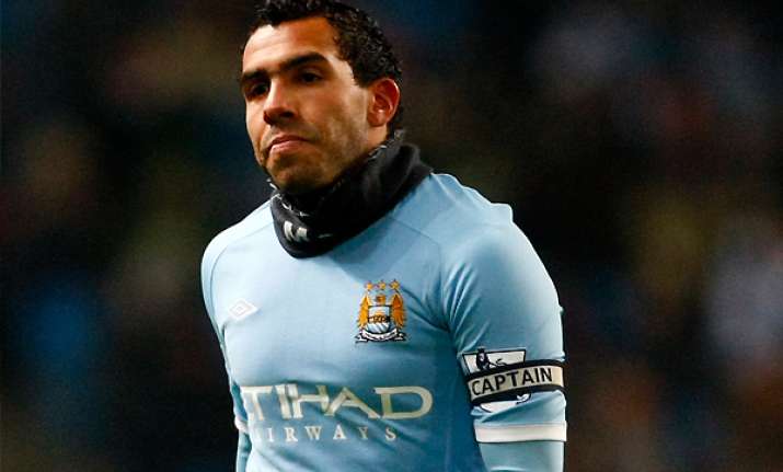 tevez apologizes to man city after 5 month feud