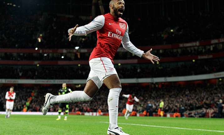 thierry henry scores winner on arsenal return