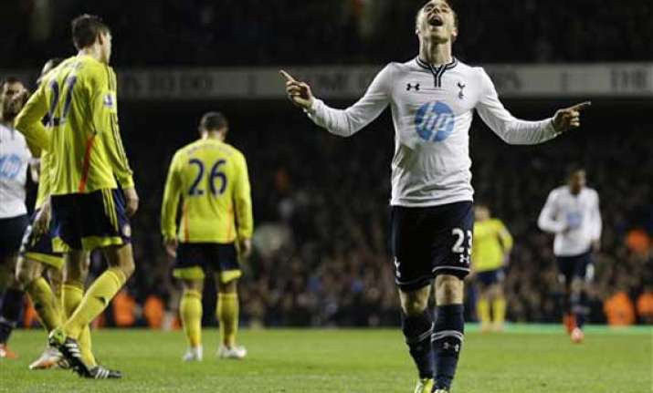 tottenham beats sunderland 5 1 in premier league