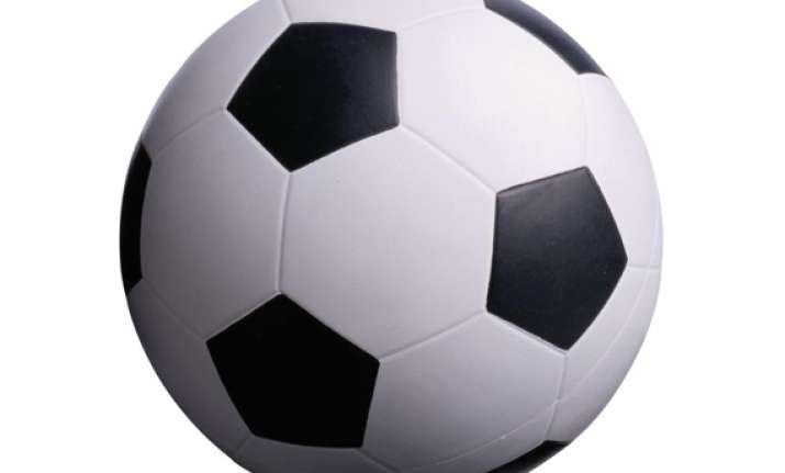 violence mars mohun bagan east bengal match