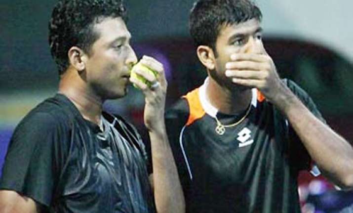 bhupathi bopanna enter semis of world tour finals