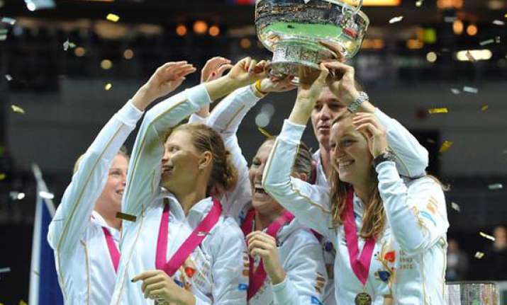czechs retain fed cup title with 3 1 win vs serbia