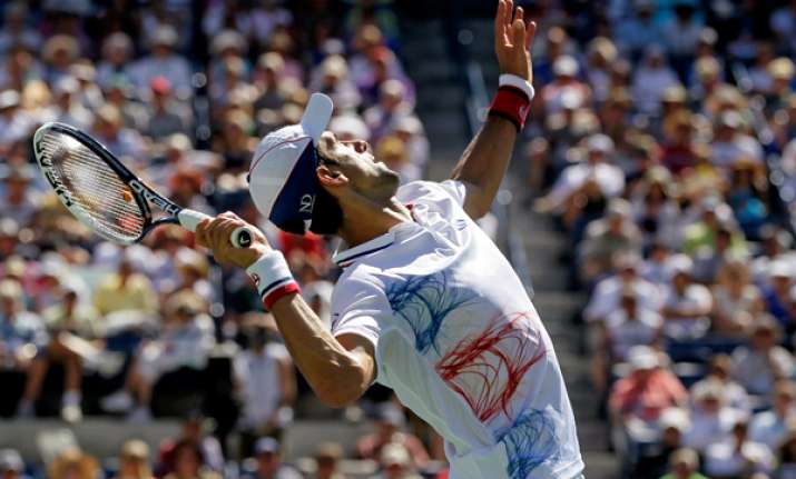 djokovic reaches semifinals at indian wells