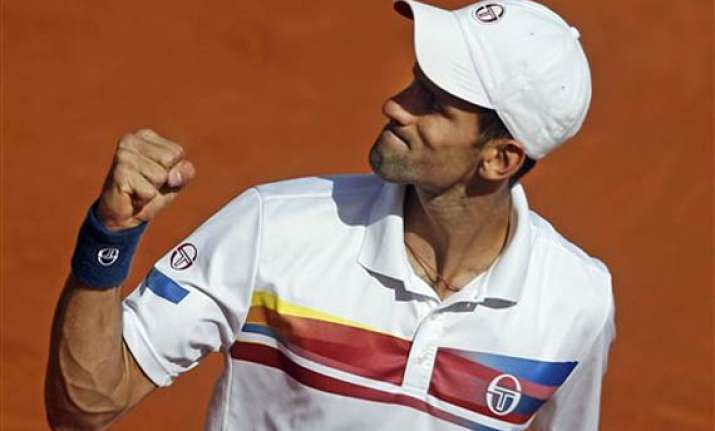 djokovic reaches semifinals without playing