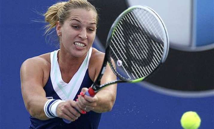 dominika cibulkova reaches malaysian open semis