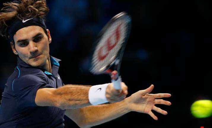 federer routs rival nadal 6 3 6 0 at atp finals