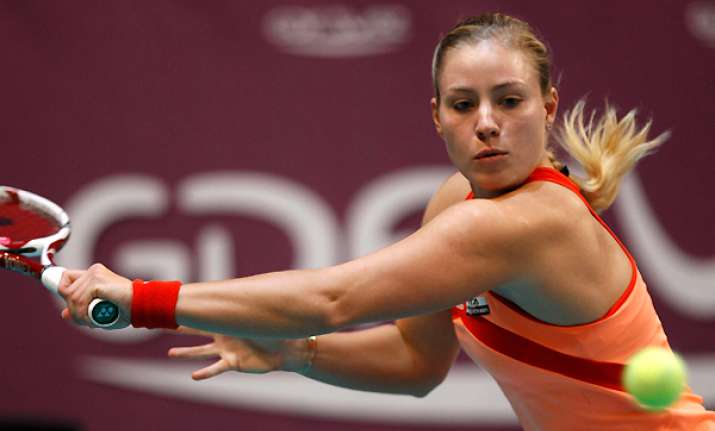 germany s kerber beats bartoli in paris final