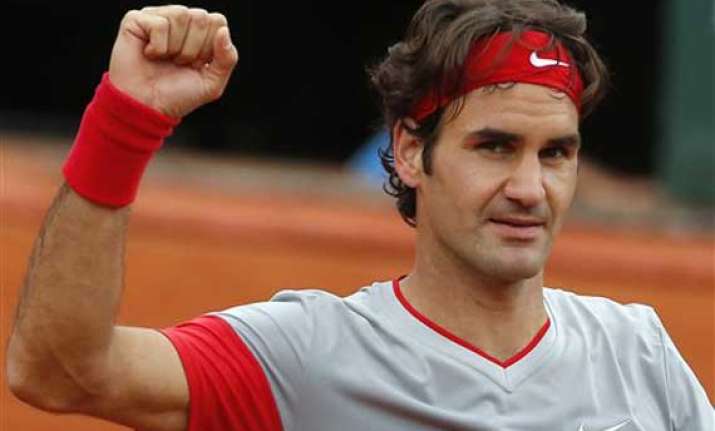 in a flash federer takes control at french open