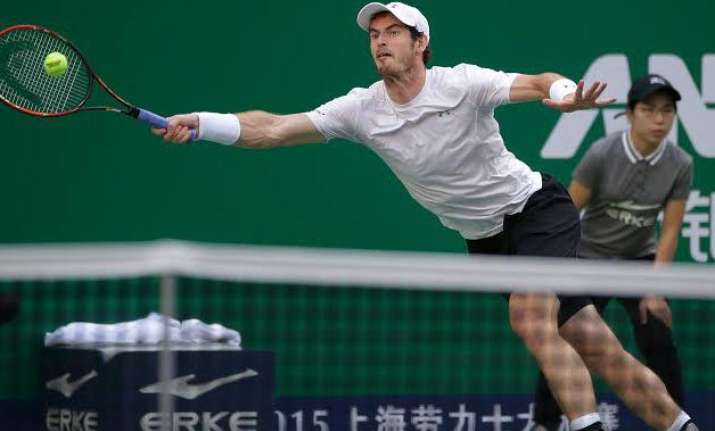 andy murray beats john isner to reach shanghai masters
