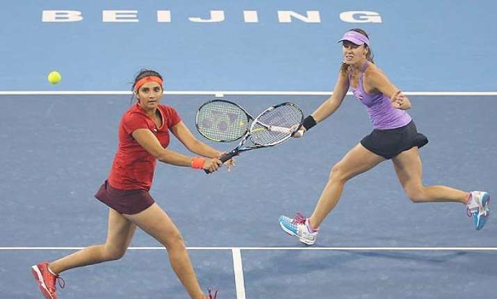 sania martina march into china open quarters