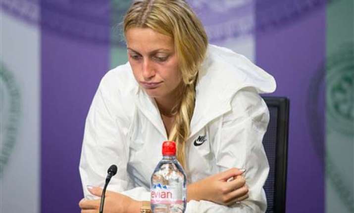 wimbledon 2015 defending champion petra kvitova loses to
