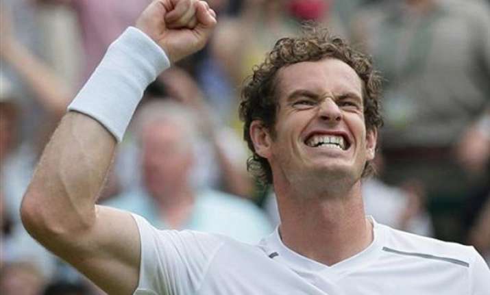 wimbledon 2015 third seed andy murray defeats andreas seppi
