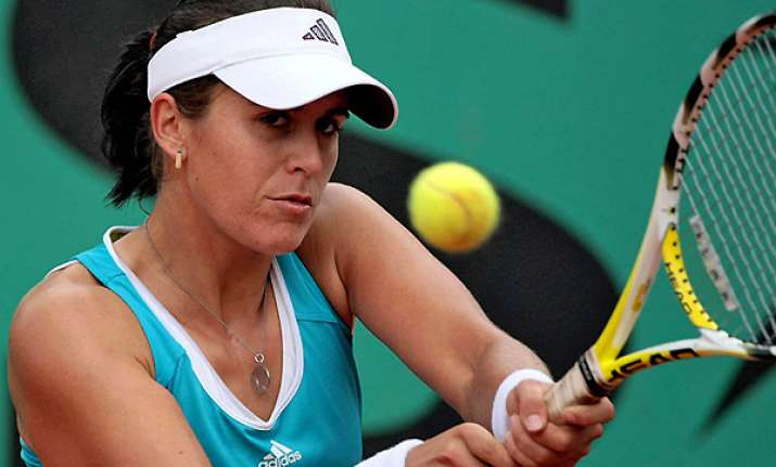 injured medina garrigues withdraws from new haven