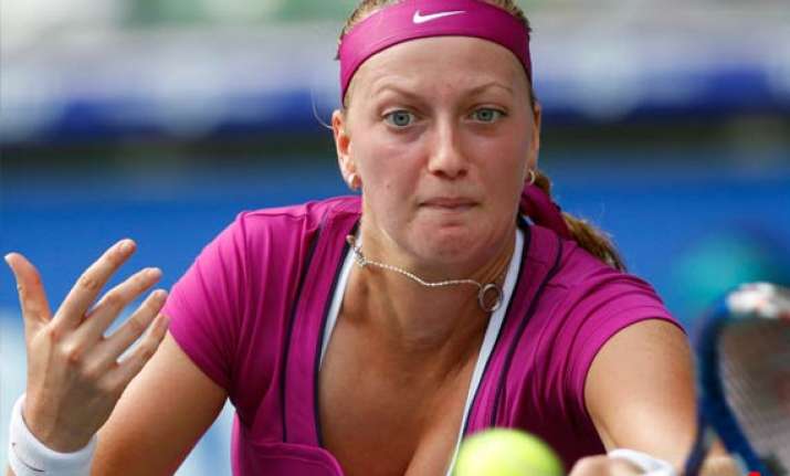 kvitova jankovic advance to 2nd round in linz
