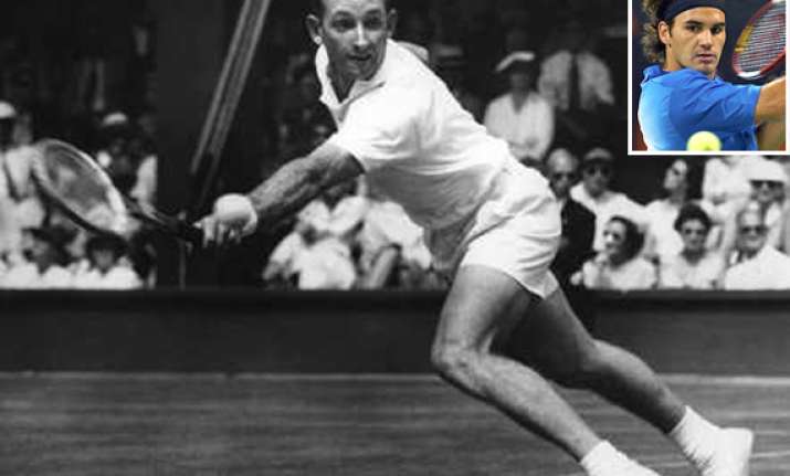 laver predicts federer s slam drought near an end