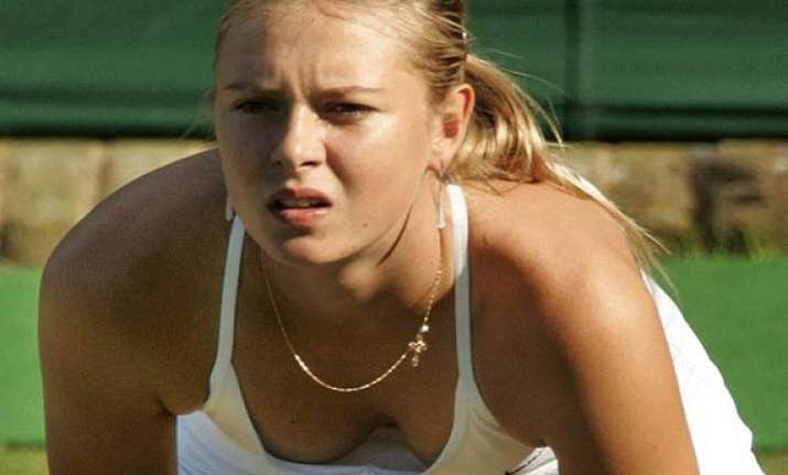 maria sharapova advances to porsche grand prix quarterfinals