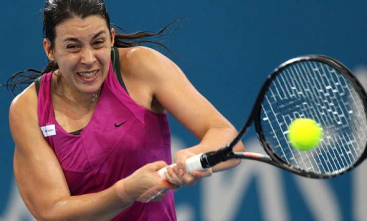 marion bartoli reaches quarterfinals at eastbourne