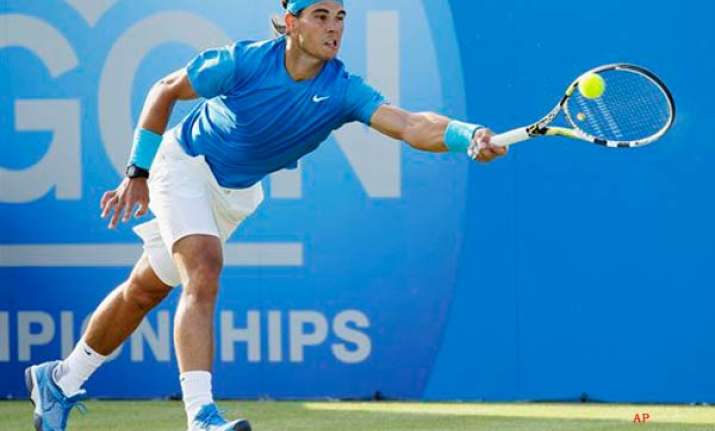 nadal stretched to 3 sets by stepanek at queen s