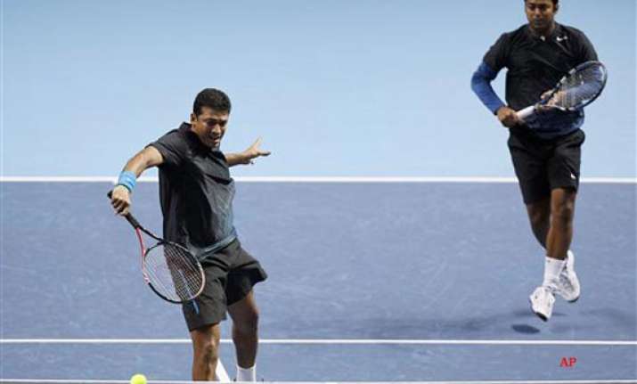 paes bhupathi suffer defeat in atp world tour finals